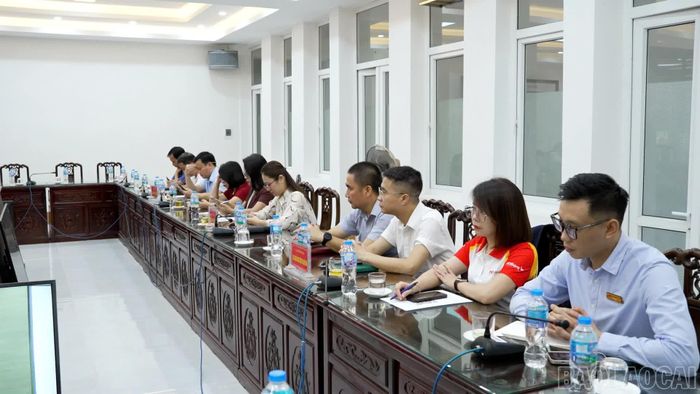Các đại biểu tham dự hội nghị tại điểm cầu Lào Cai.