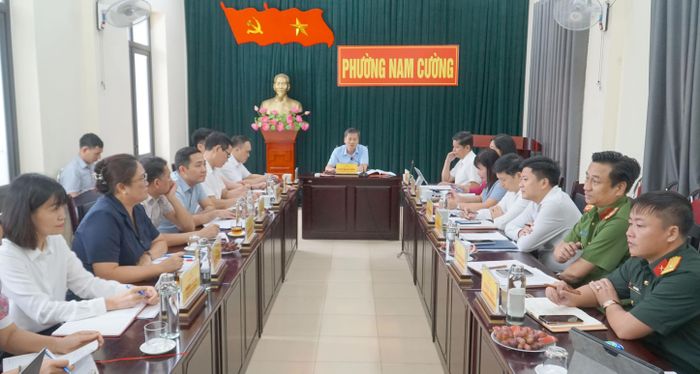 Toàn cảnh buổi làm việc tại phường Nam Cường.