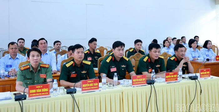 Các đại biểu tham dự cuộc diễn tập.