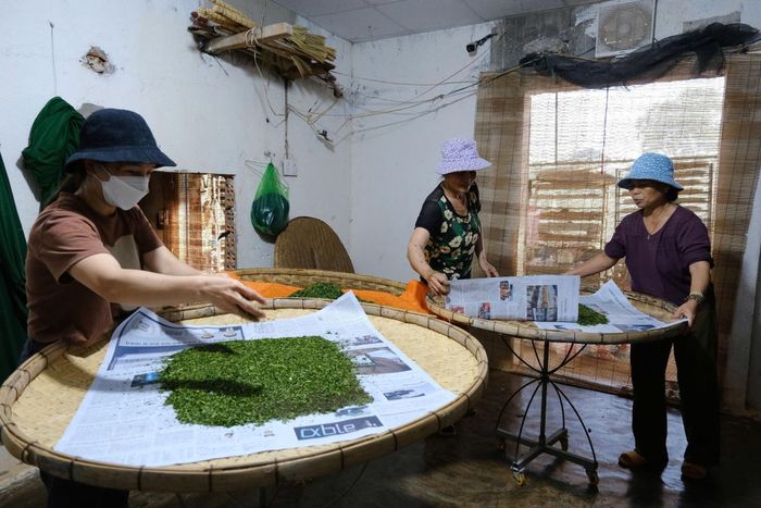 "Nghề ăn cơm đứng" là một trong những nghề được người dân Lâm Hà phát triển và nâng cao thu nhập hằng năm