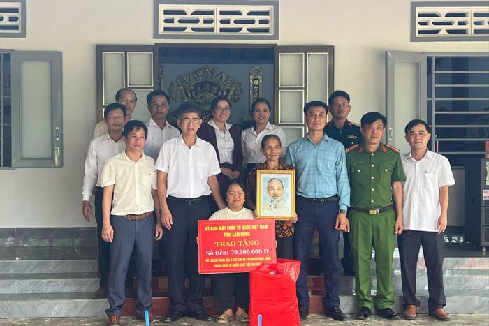 Căn nhà mới mang đến niềm vui cho chị Trần Thị Hải và gia đình tại thôn Hoa Lư, xã Cát Tiên 3.