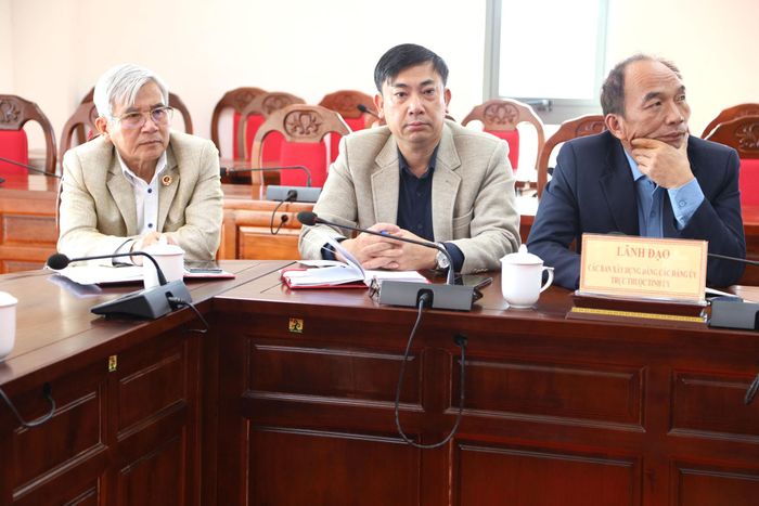Các đại biểu tham dự hội nghị