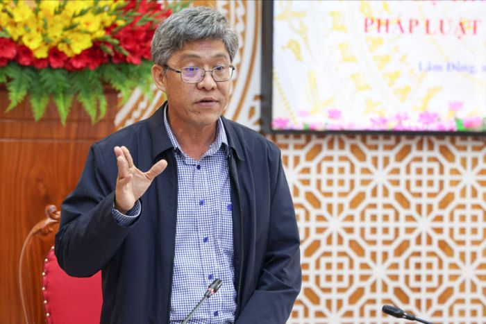 Tỉnh ủy viên, Phó Chủ tịch UBND tỉnh Nguyễn Minh kết luận cuộc họp