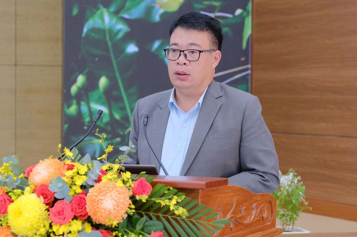 Tỉnh ủy viên, Phó Chủ tịch UBND tỉnh Nguyễn Ngọc Phúc phát biểu tại hội nghị