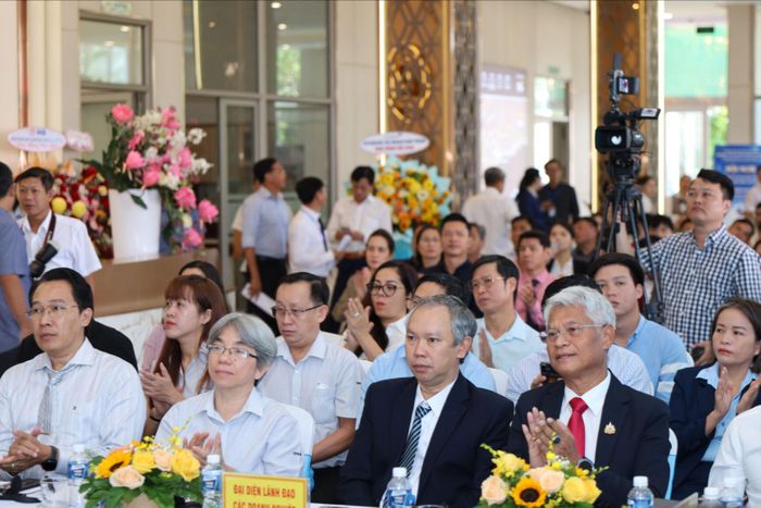 Đại diện lãnh đạo các doanh nghiệp dự hội nghị