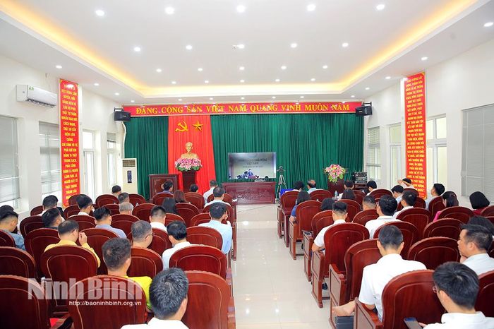 Quang cảnh hội nghị tại điểm cầu Ninh Bình.