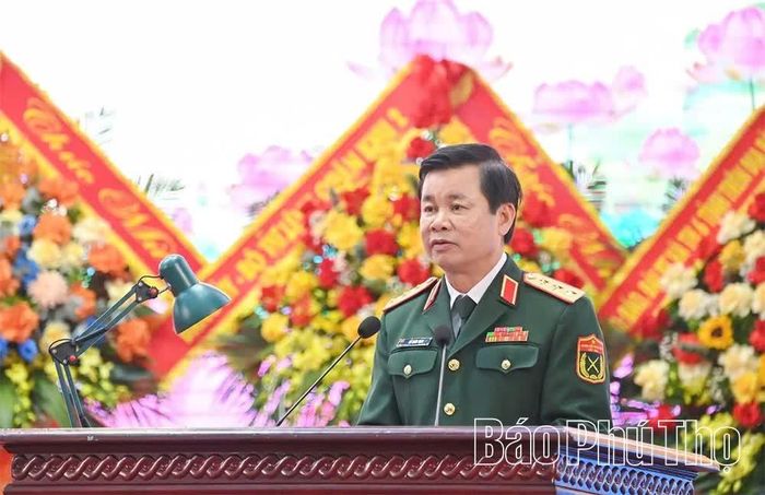 Thượng tướng Đỗ Xuân Tụng - Phó Chủ nhiệm Tổng cục Chính trị Quân đội nhân dân Việt Nam phát biểu chỉ đạo tại buổi lễ.