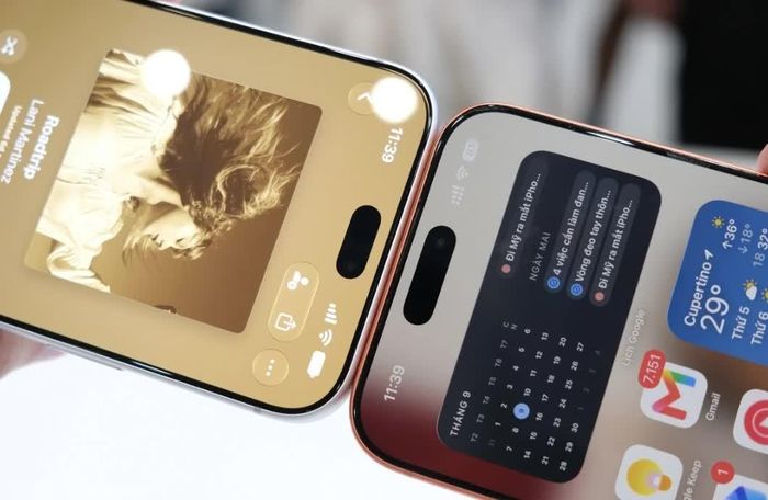 iPhone 18 Pro giữ hệ thống cảm biến Face ID và camera trước ở vị trí riêng biệt.