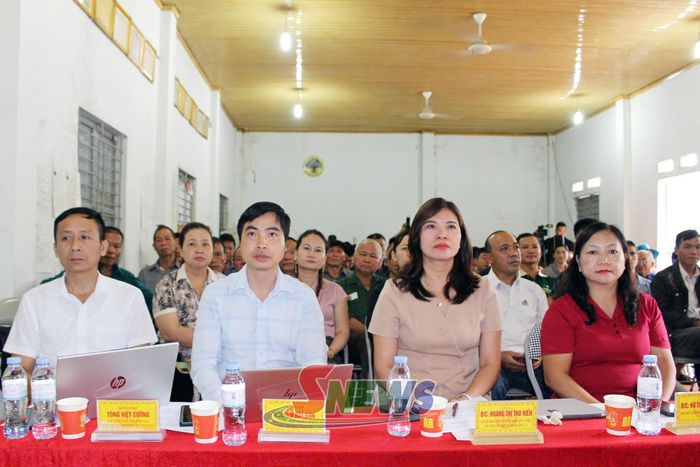 Các đại biểu dự hội thảo.