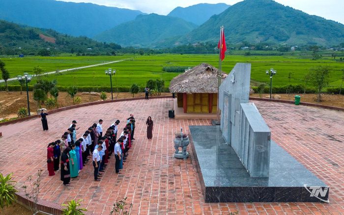Di tích lịch sử Quốc gia nơi thành lập cơ sở Đảng đầu tiên của Đảng bộ tỉnh Thái Nguyên tại xã La Bằng, địa chỉ lưu giữ dấu mốc 90 năm xây dựng và phát triển của Đảng bộ tỉnh. (Ảnh: Ngân Hà)