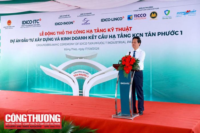 Ông Nguyễn Thành Diệu Phó Chủ tịch UBND tỉnh Đồng Tháp phát biểu tại buổi lễ