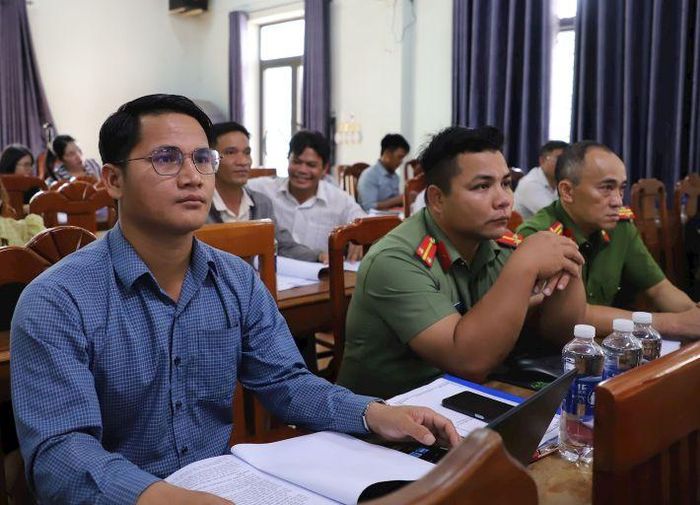 Lực lượng cơ sở là những đầu mối quan trọng tiếp tục chuyển tải thông tin, khuyến cáo an toàn đến cộng đồng