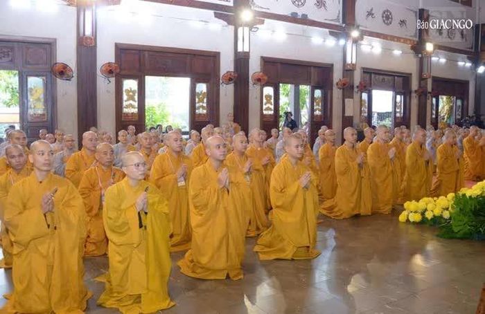 Các tân Tỳ-kheo