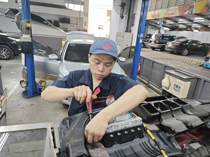 Nếu thuộc diện ảnh hưởng, xe sẽ được thay thế cụm bơm khí túi khí miễn phí theo chính sách của Toyota Việt Nam.