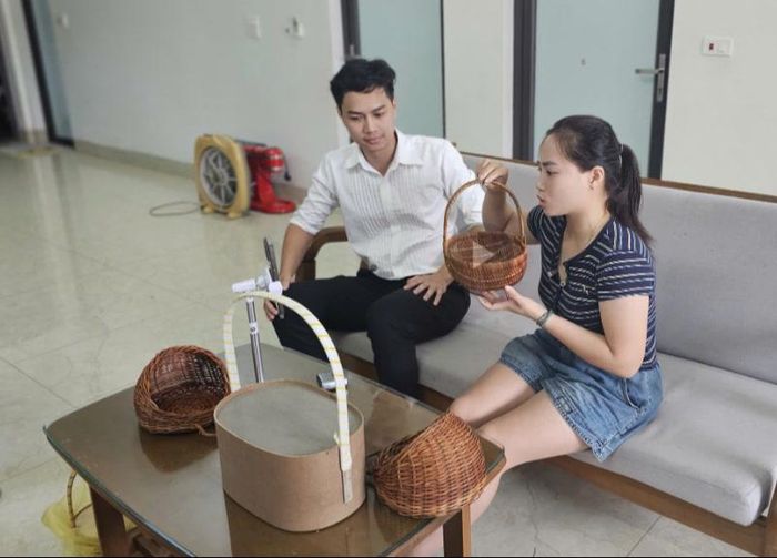 Với những làng nghề, hộ sản xuất và doanh nghiệp nhỏ, “gian hàng số” có thể giúp rút ngắn khoảng cách giữa nơi sản xuất và người tiêu dùng.