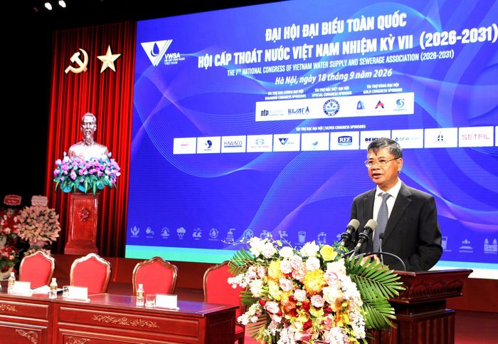 Ông Nguyễn Ngọc Điệp, Chủ tịch Hội Cấp thoát nước Việt Nam phát biểu khai mạc Đại hội.