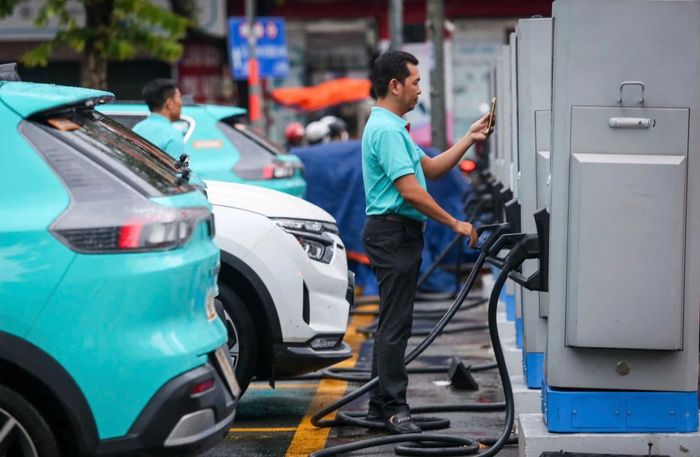 Đến nay, chưa có địa phương nào ban hành chính sách hỗ trợ trực tiếp bằng ngân sách cho hoạt động đầu tư trạm sạc (ảnh minh họa).