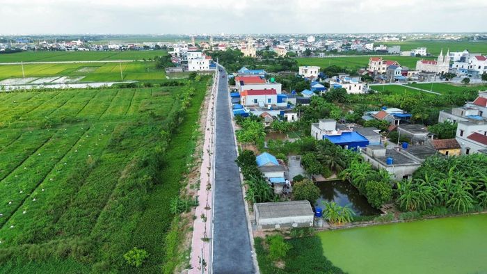 Hệ thống hạ tầng nông thôn tại tỉnh Ninh Bình đang thay da đổi thịt từng ngày nhờ chương trình Nông thôn mới.