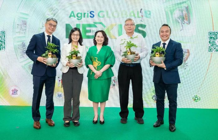 Các chuyên gia và đối tác trao đổi về tiềm năng nông nghiệp Đông Nam Á và những hướng đi giúp chuyển hóa R&D, đổi mới sáng tạo thành giá trị thương mại có khả năng mở rộng.
