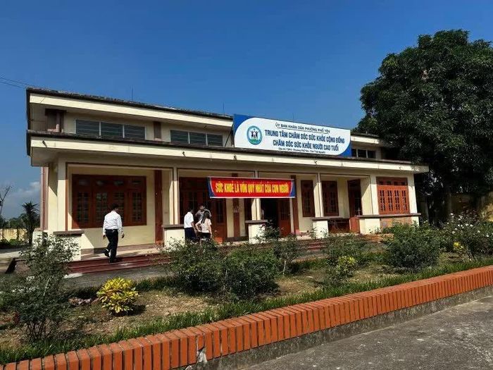 Một trụ sở cơ quan tại phường Phổ Yên, tỉnh Thái Nguyên được chuyển đổi thành Trung tâm chăm sóc sức khỏe cộng đồng, chăm sóc sức khỏe người cao tuổi phường Phổ Yên, tỉnh Thái Nguyên. Ảnh: Vân Hà
