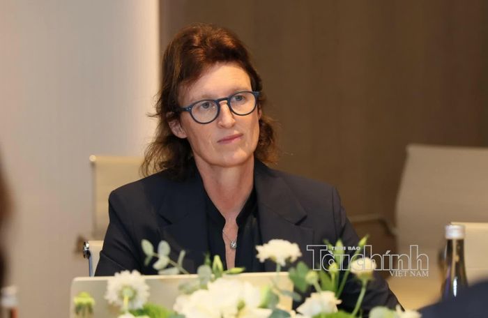 Bà Fiona Bassett, Tổng Giám đốc điều hành FTSE Russell. Ảnh: Mạnh Tuấn
