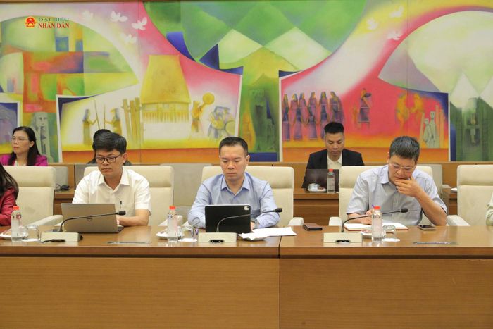 Các đại biểu dự cuộc họp. Ảnh: Hồ Long
