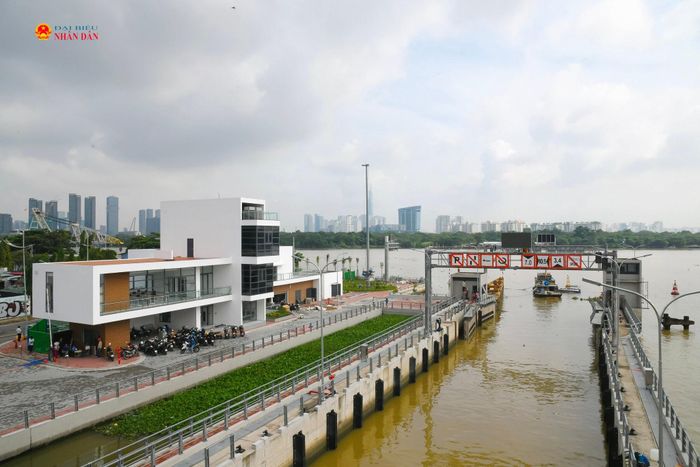 Dự án giải quyết ngập do triều khu vực TP. Hồ Chí Minh có xét đến yếu tố biến đổi khí hậu. Ảnh: Tịnh Hà