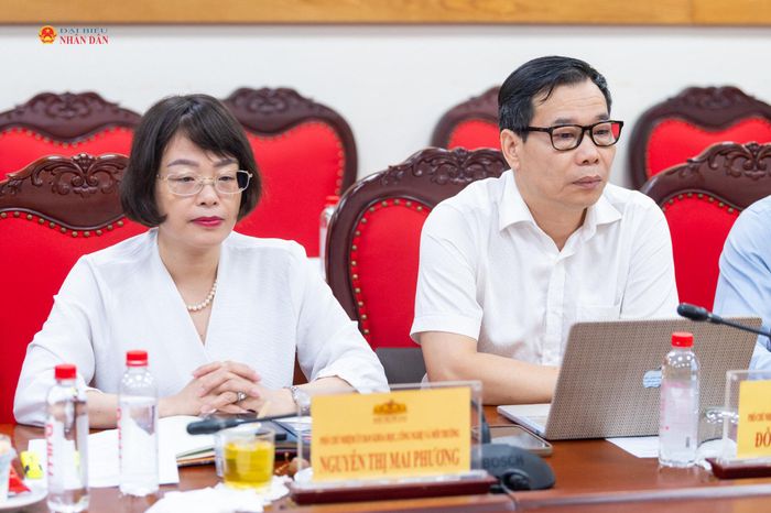 Các đại biểu dự hội nghị