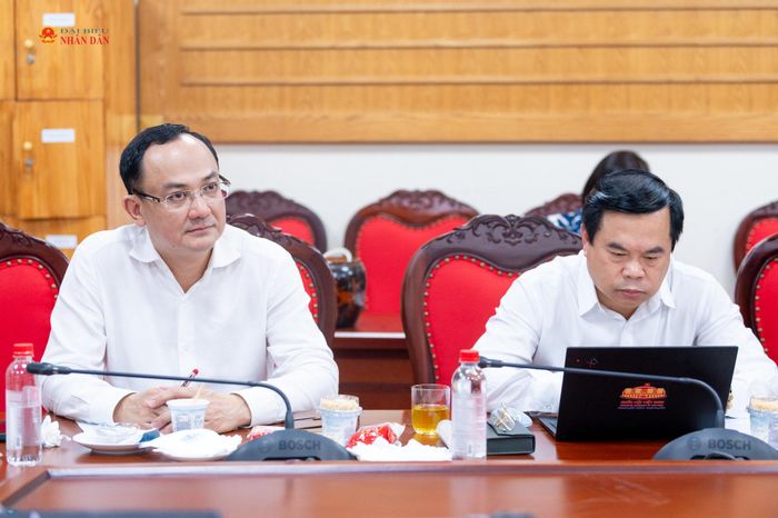 Các đại biểu dự hội nghị