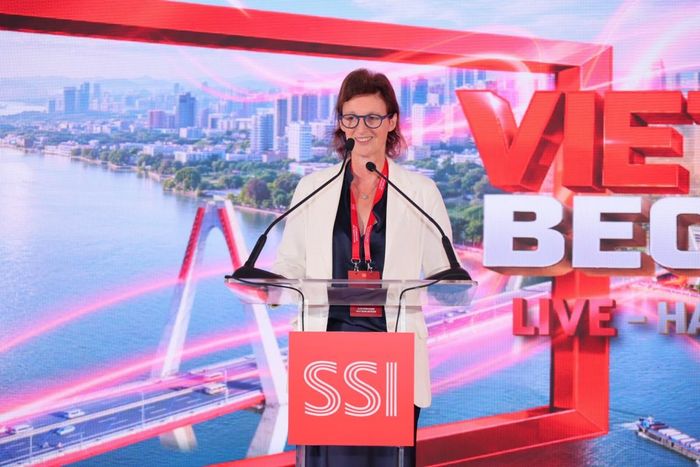 Bà Fiona Bassett - Tổng giám đốc FTSE Russell. Ảnh: BTC