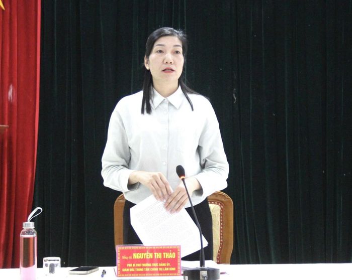 Bà Nguyễn Thị Thảo, Phó Bí thư Thường trực Đảng ủy, Giám đốc Trung tâm Chính trị Lâm Bình