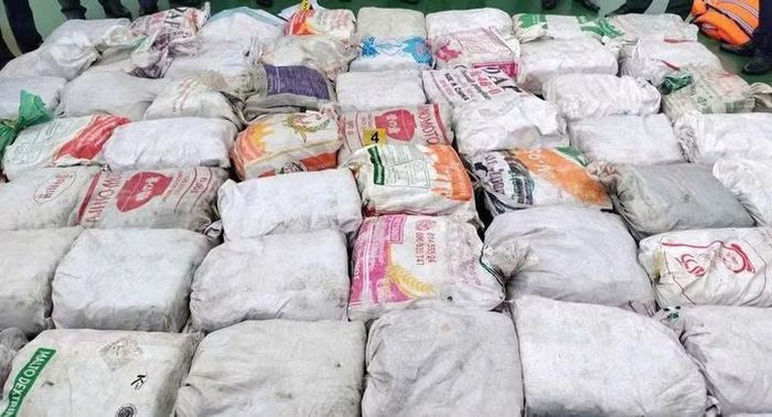 1,16 tấn ma túy thu giữ từ tàu cá