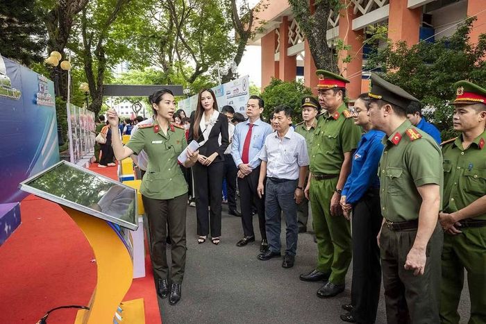 Tuổi trẻ Thành phố mang tên Bác với nhiều hoạt động "Nói không với ma túy...".