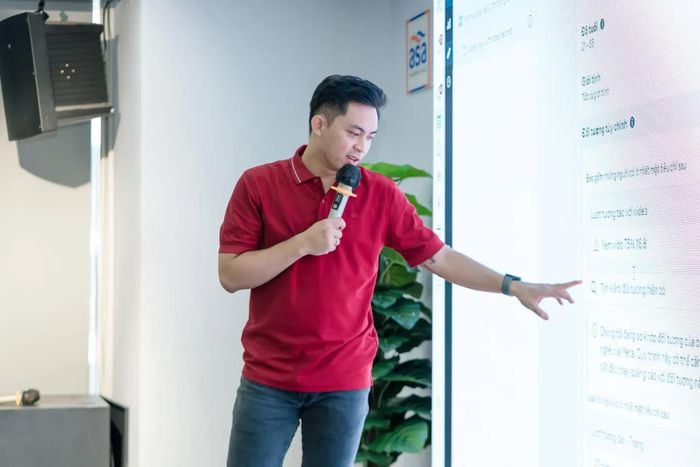 Chuyên gia marketing Nguyễn Công Quỳnh (Salomon Education)