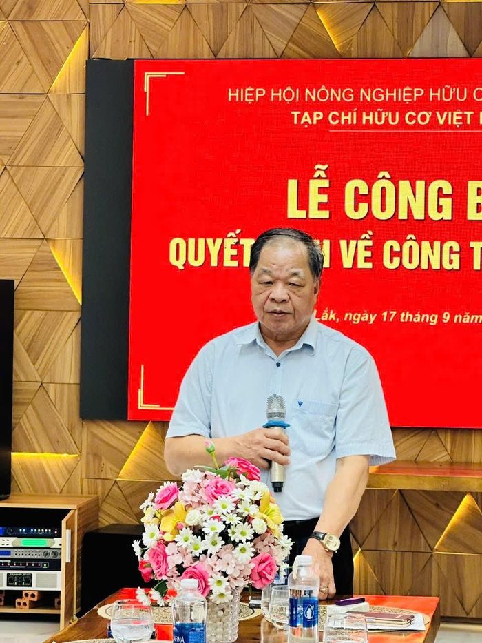 TSKH Hà Phúc Mịch, Chủ tịch Hiệp hội Nông nghiệp Hữu cơ Việt Nam phát biểu tại buổi lễ.