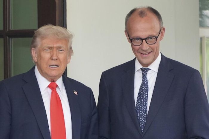 Tổng thống Mỹ Donald Trump và Thủ tướng Đức Friedrich Merz.