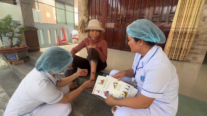 Lực lượng chức năng Quảng Ngãi tăng cường kiểm soát sau vụ con chó mắc bệnh dại cắn nhiều người.