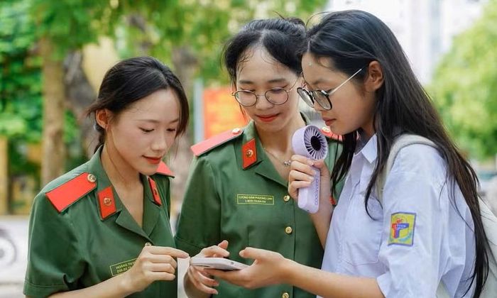 Thí sinh tham dự Kỳ thi đánh giá của Bộ Công an năm 2026 tại Học viện An ninh Nhân dân.
