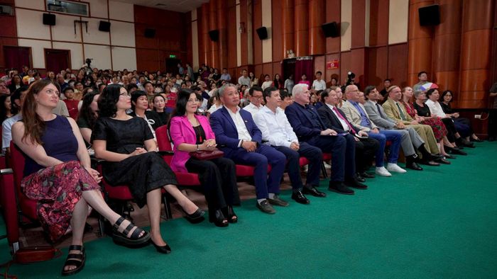 Đông đảo đại biểu và khán giả tham dự liên hoan. Ảnh: Ban tổ chức