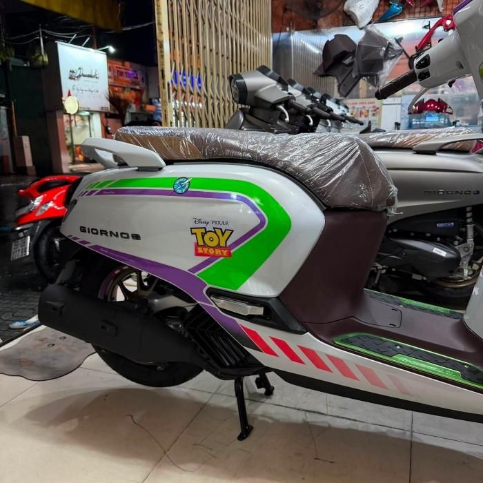 New Honda Giorno+ phiên bản này được thiết kế để phản ánh hình ảnh của nhà du hành vũ trụ Buzz Lightyear