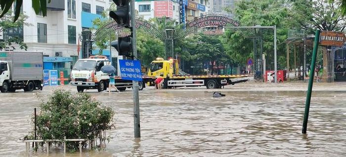 Mưa lũ gây thiệt hại nặng nề ở các địa phương. Ảnh: PV