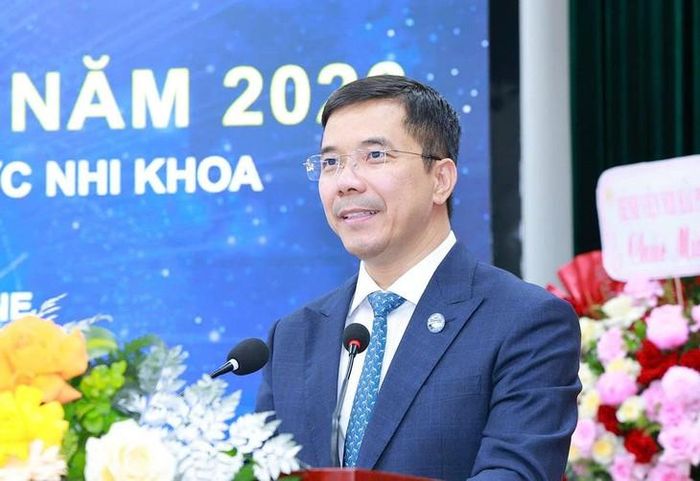 Phó Bí thư Thường trực Tỉnh ủy Nguyễn Hồng Phong phát biểu tại hội nghị. Ảnh: Quốc Hương.