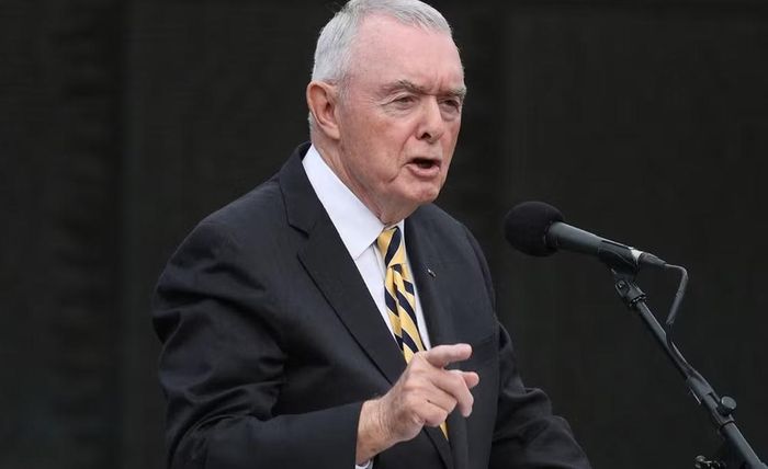 Thông tin này khiến đại tướng Mỹ về hưu Barry McCaffrey đặt câu hỏi. Ông viết trên mạng xã hội ngày 15/9 rằng câu chuyện “rất kỳ lạ, không thể là sự thật”.