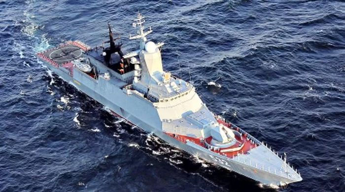 Tuy nhiên, nhiệt lượng rất lớn sinh ra khi cháy khiến việc phóng pháo sáng ở khoảng cách gần máy bay có thể trở thành vấn đề an toàn nghiêm trọng.