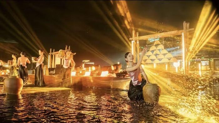 Kinh nghiệm truyền đời “Nhất xương, nhì da, thứ ba dạc lò” trở thành trục dẫn dắt, tái hiện các công đoạn từ xử lý đất, tạo cốt, phủ men, xếp và canh lò đến hành trình chở gốm xuôi dòng sông Hồng (Ảnh minh họa).