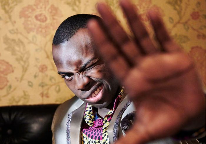  Kayode Ewumi hiện sống và làm việc tại Ghana sau khi rời Anh. Ảnh: BBC. 