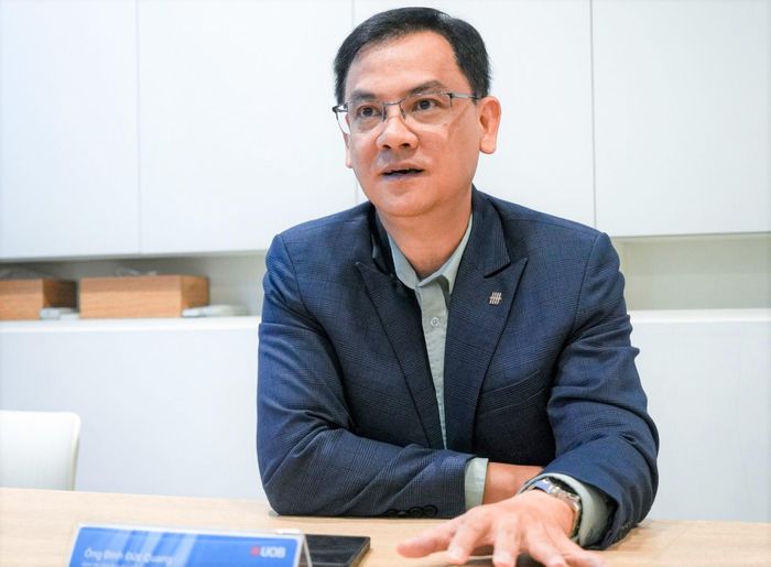  Ông Đinh Đức Quang, Giám đốc Khối Kinh doanh tiền tệ, Ngân hàng UOB Việt Nam chia sẻ tại sự kiện. Ảnh: UOB.
