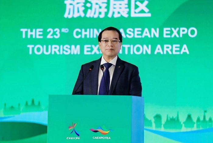 Phó Cục trưởng Cục Du lịch Quốc gia Việt Nam Hà Văn Siêu phát biểu tại Hội nghị. Ảnh: BTC