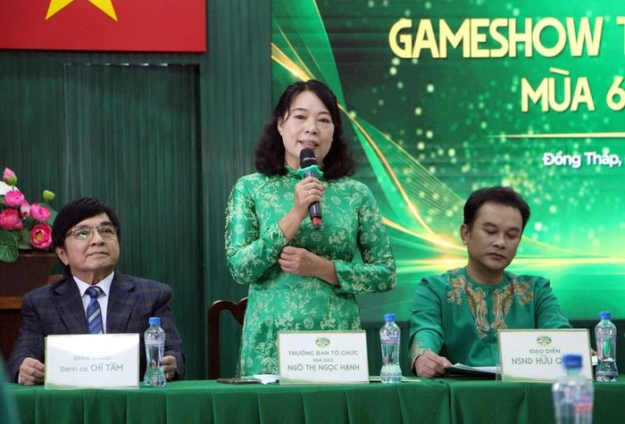 Nhà báo Ngô Thị Ngọc Hạnh, Giám đốc Báo và phát thanh, truyền hình Đồng Tháp chia sẻ thông tin về chương trình