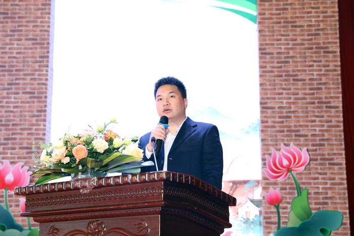 Ông Nguyễn Xuân Trung, Giám đốc Dự án "Vườn ươm Tài năng Văn hóa Du lịch" phát biểu khai mạc, Ảnh: Thanh Tuấn - TTXVN